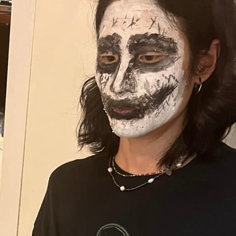 https://wavbor-prod-bucket.s3.amazonaws.com/_media/artist/profile/IMG_7386.jpeg